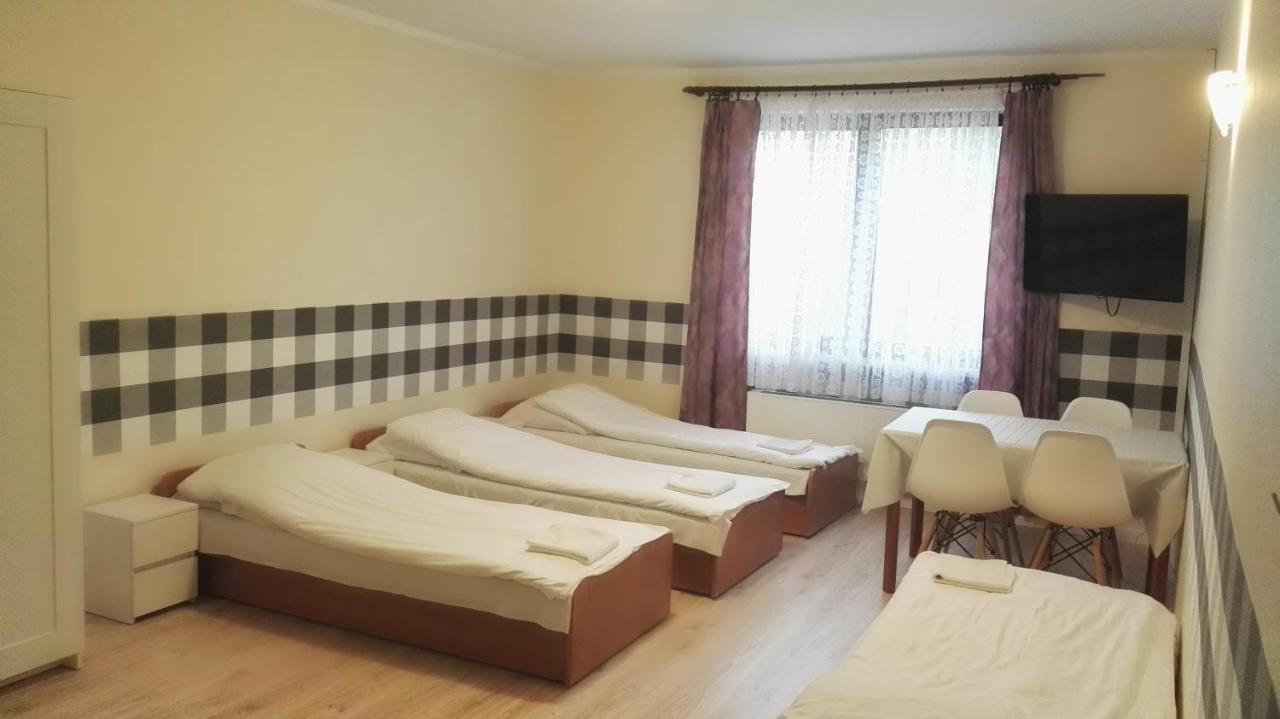 Appartamento Pokoje Luiza Ostróda Esterno foto